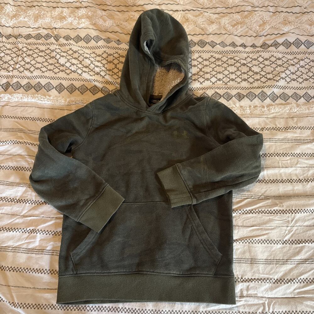 Under Armour Hoodie Boys Youth Small Sherpa Camo Print Hooded Pullover Sweater